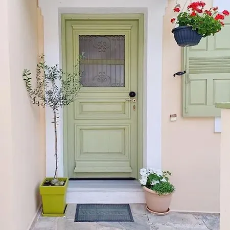 Marchie's Place - Spacious Studio With Magnificent Views شقة *